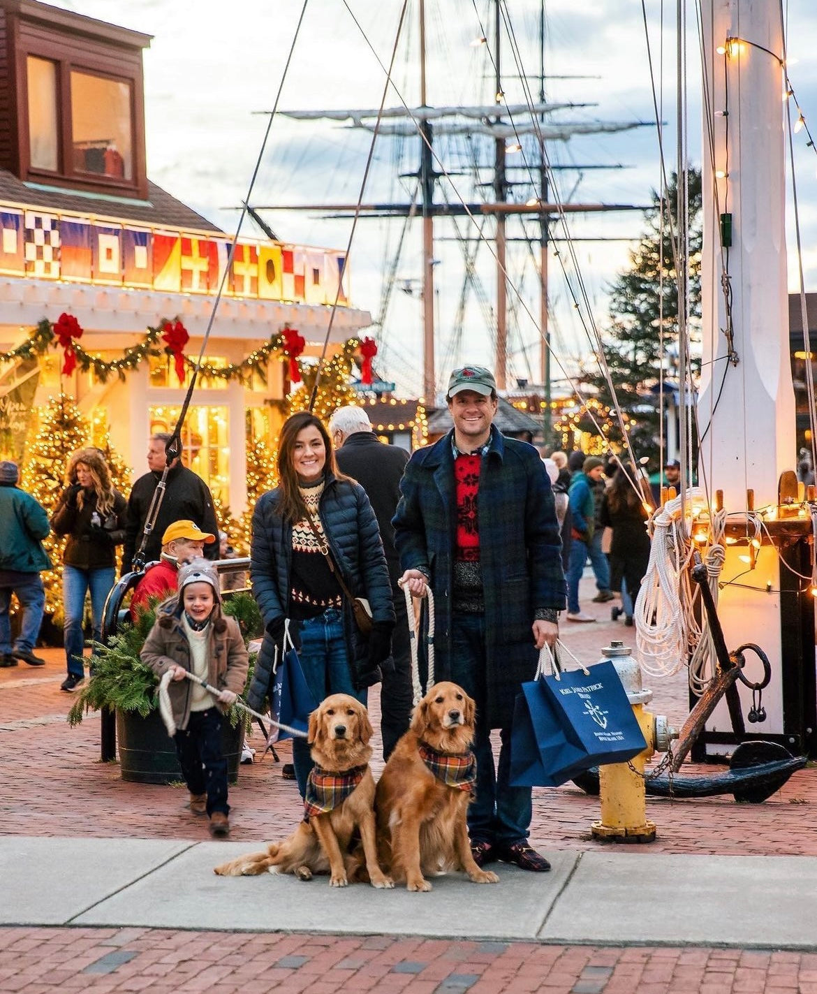 Sprucing Up our Store for Christmas🎄