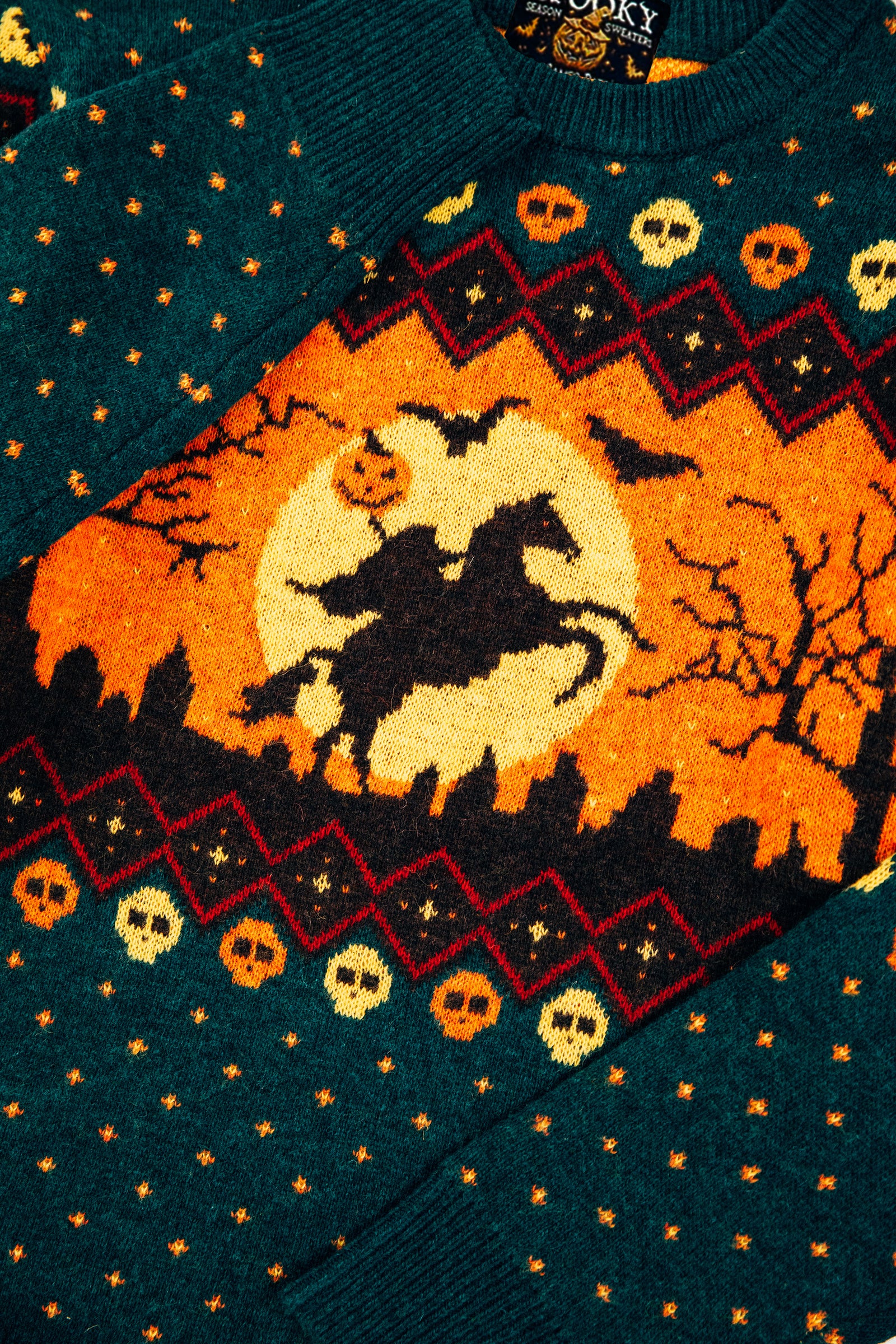 KJP Men's The Legend of Sleepy Hollow Crewneck Halloween Sweater