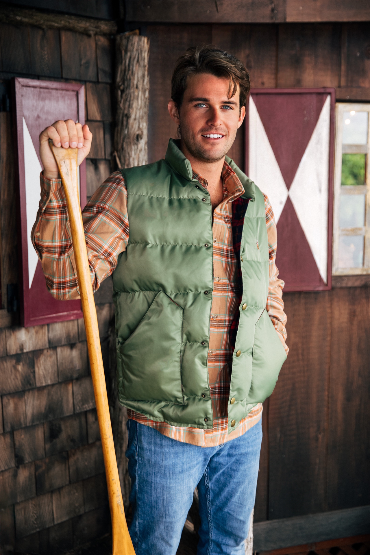 Cozy Cabin Puffer Vest in Green