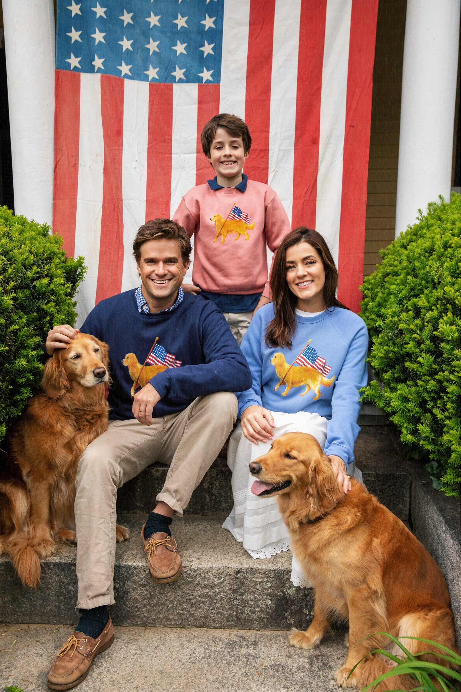 KJP American Golden Retriever Crewneck Sweatshirt in Navy Blue