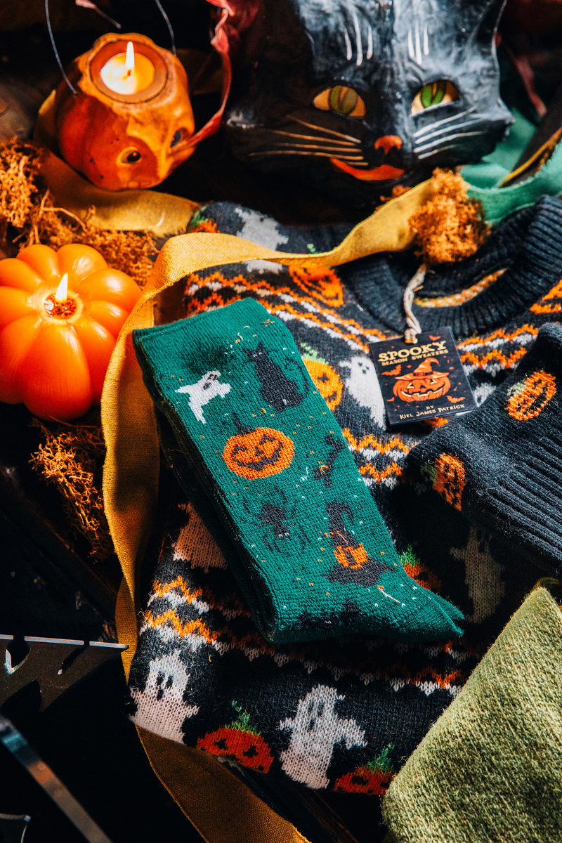 Halloween Pumpkin Socks: Spooky Unisex Cotton Socks