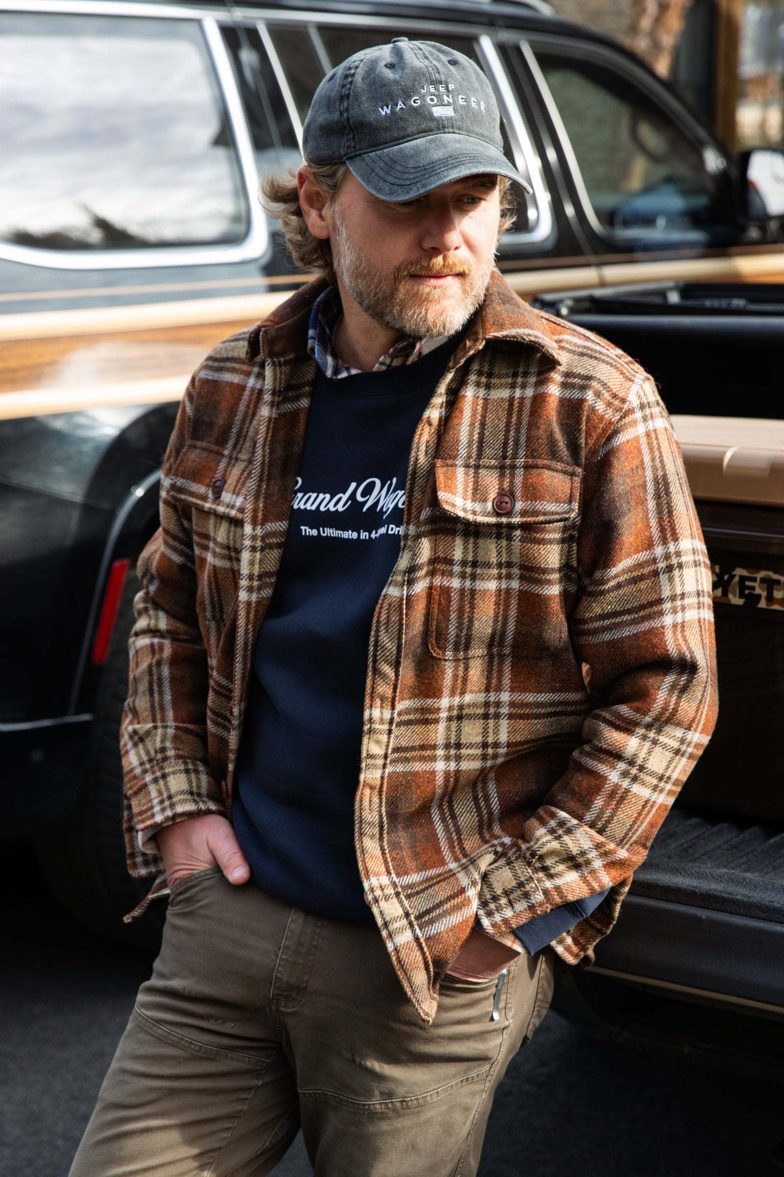 [JEEP]★23FW★ Wagonier Embroider Ball Cap (JP1GCU053) Jeep® x KJP Wagoneer American Flag Embroidered Ball Cap in