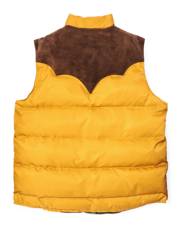 Jeep® x KJP Grand Wagoneer Puffer Vest in Tan