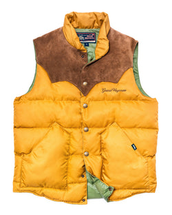 Jeep® x KJP Grand Wagoneer Puffer Vest in Tan