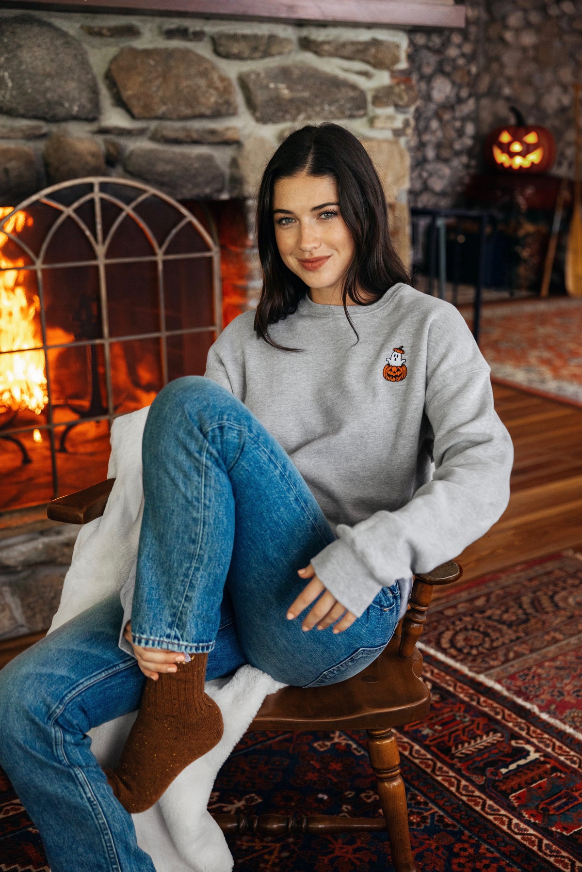 Ghostly Pumpkin Sweatshirt in Grey