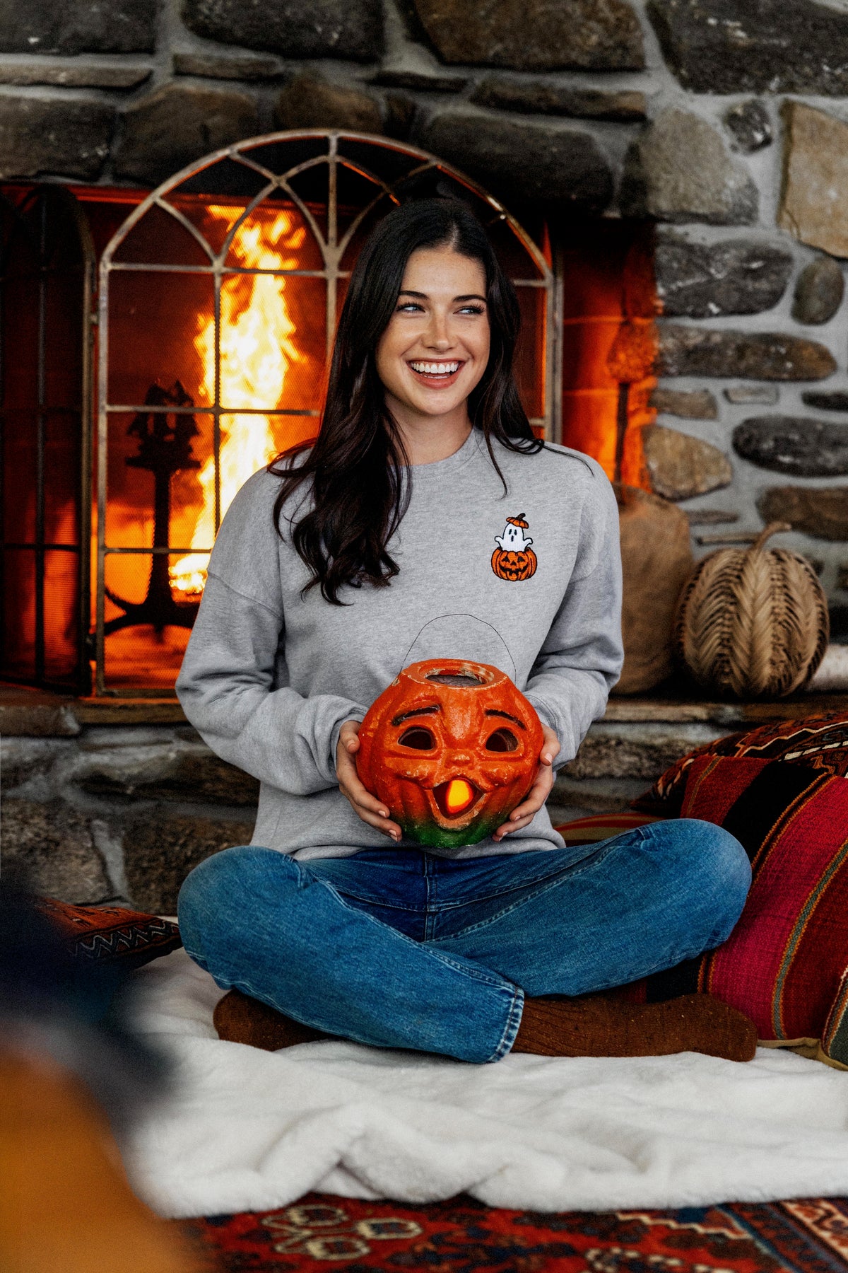 Ghostly Pumpkin Sweatshirt in Grey