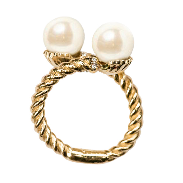 Oysters Rockefeller Gold Ring