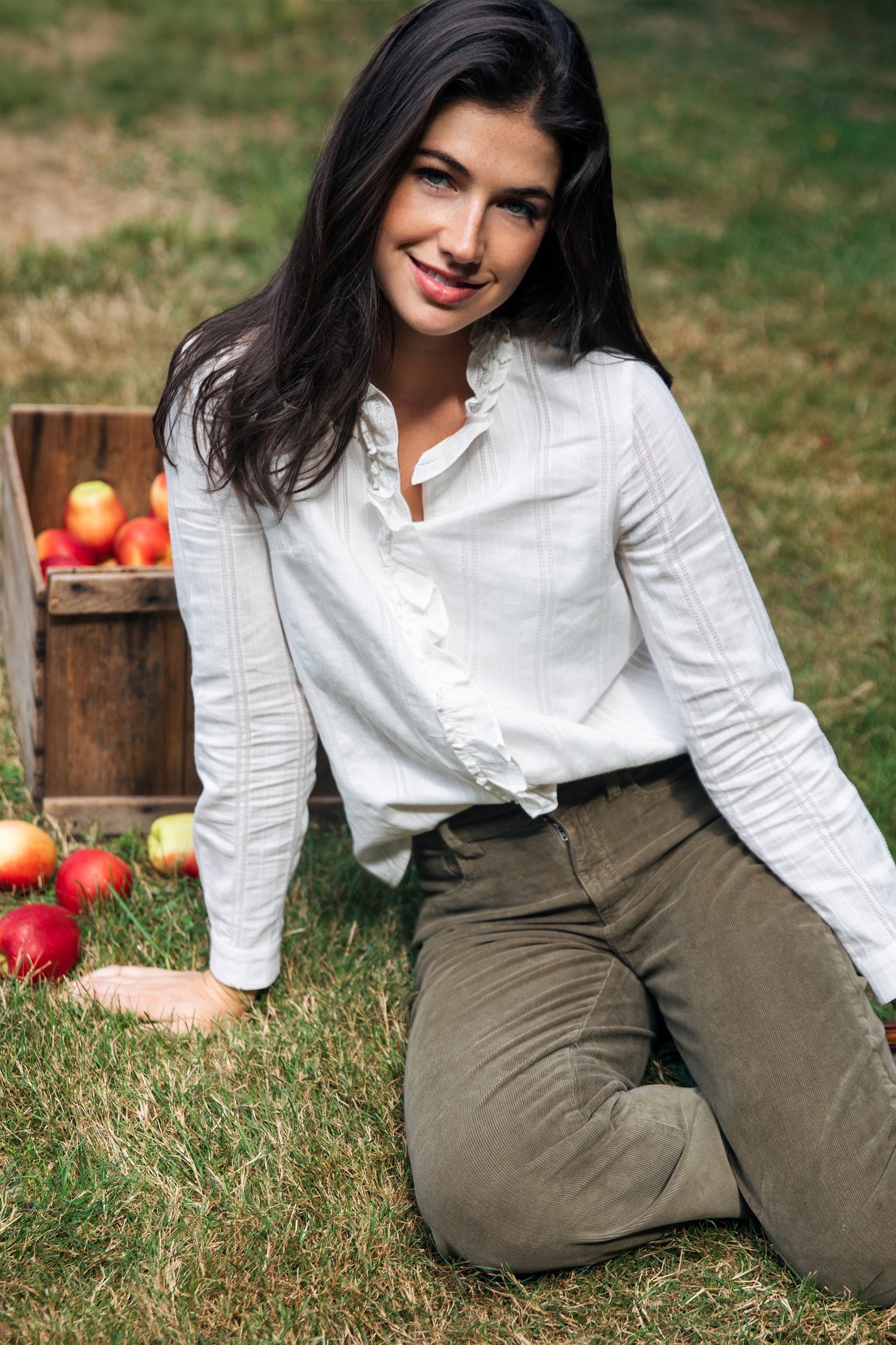 KJP Women's Harrington Ruffle Dress Shirt in White – Kiel James