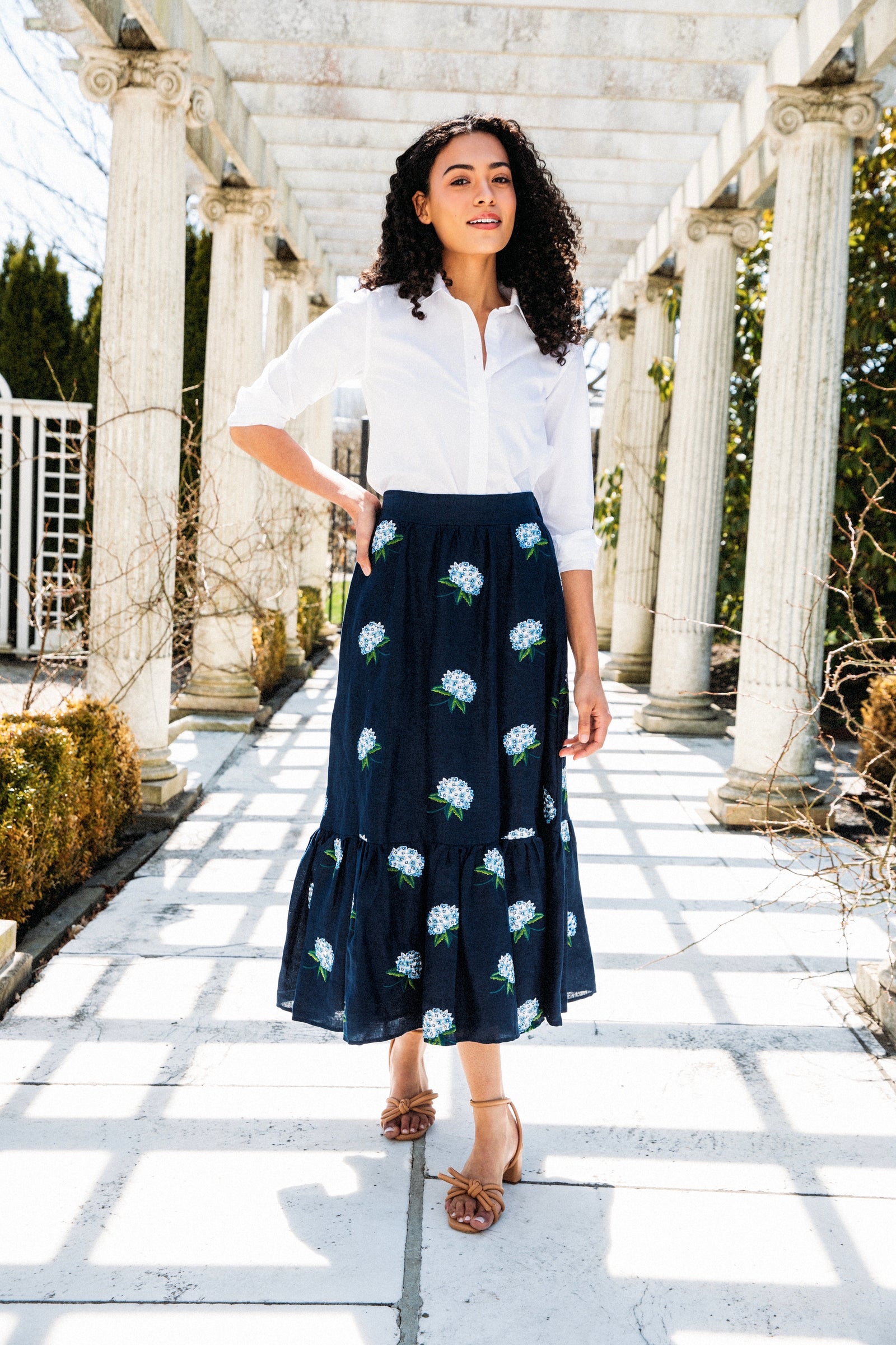 KJP Women's Hydrangea Embroidered Linen Skirt in Navy Blue – Kiel