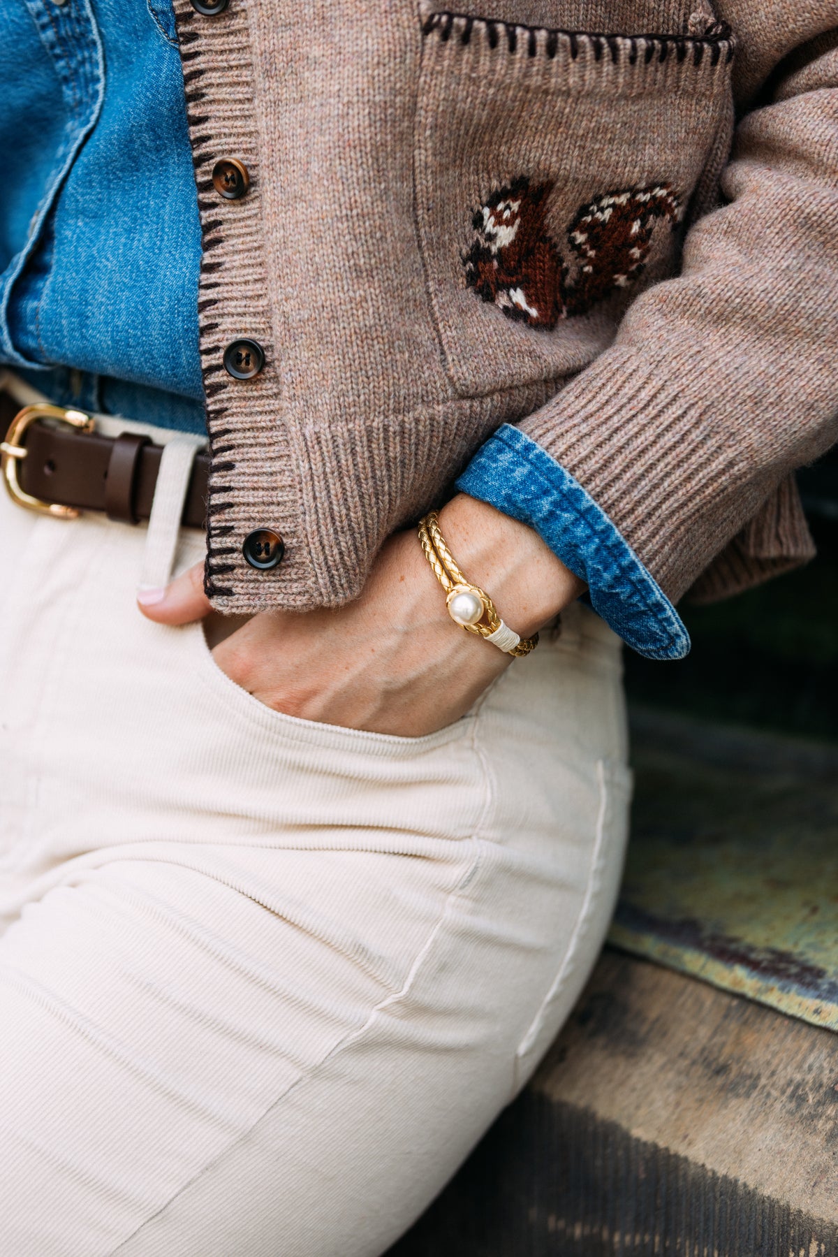 Pearl Knot Leather Bracelet in Gold