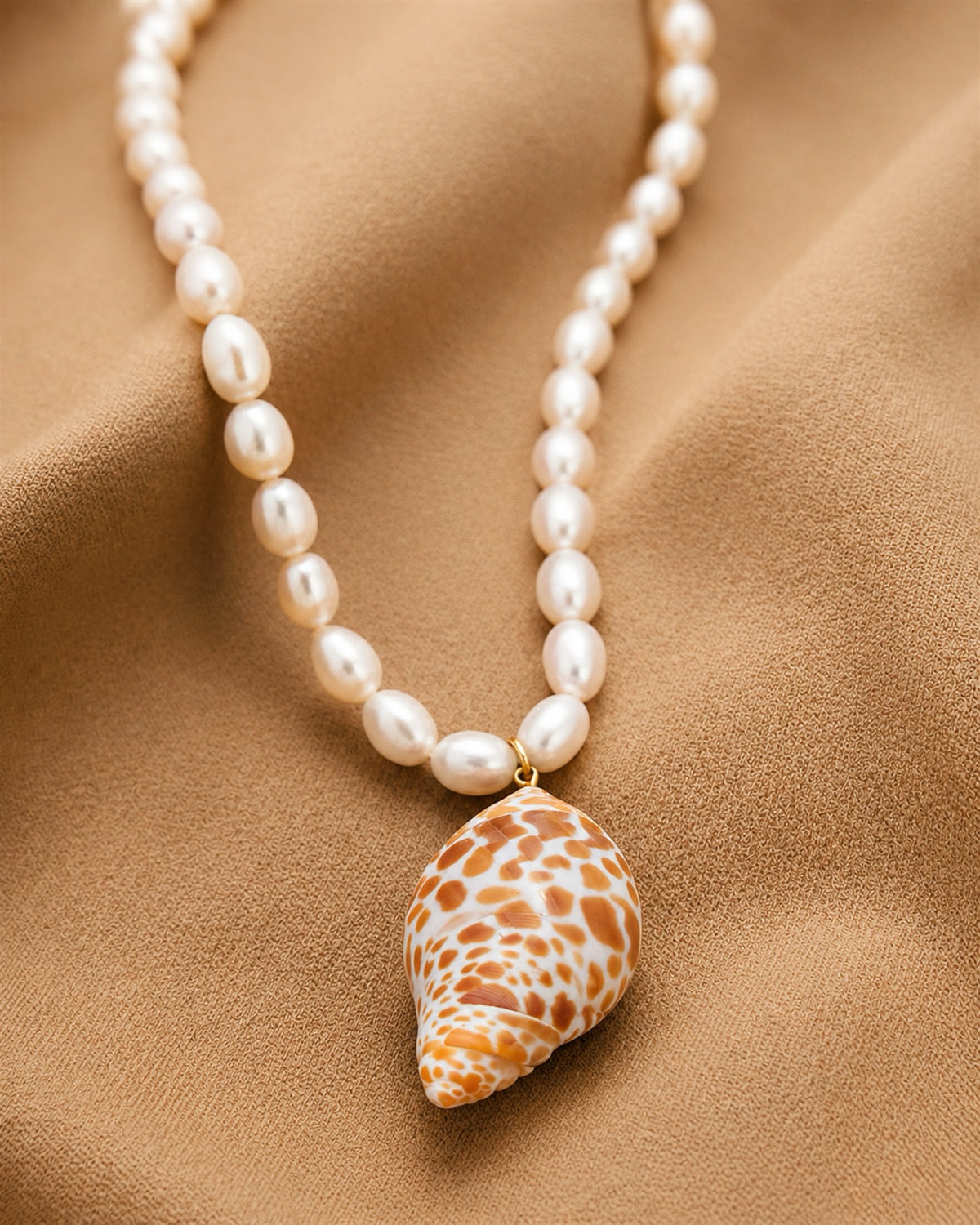 Sailor's Pearl Shell Necklace