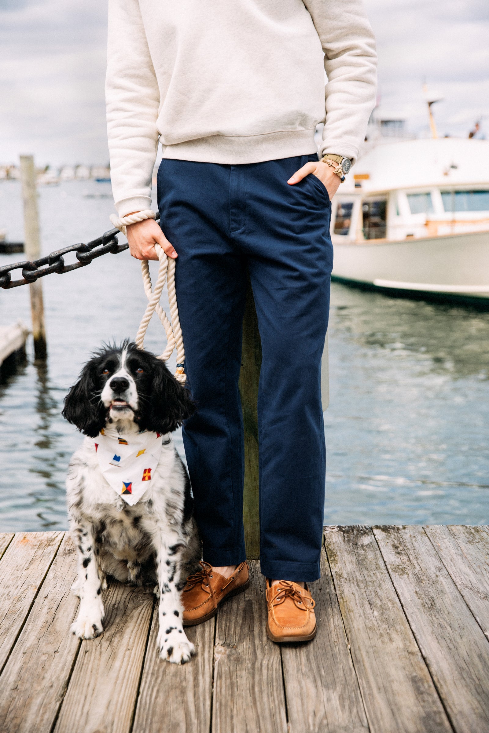 KJP Men's Newport Cotton Twill Straight Leg Chinos in Navy Blue