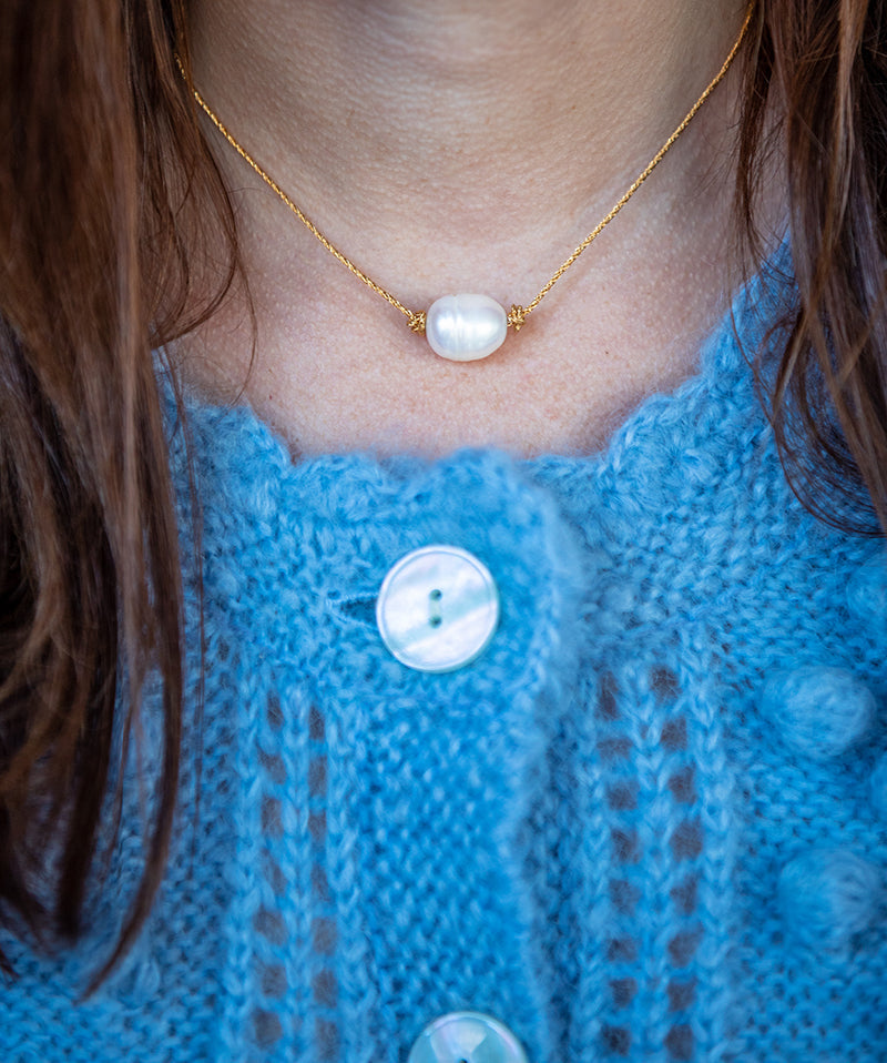 Golden Tide Pearl Knot Necklace