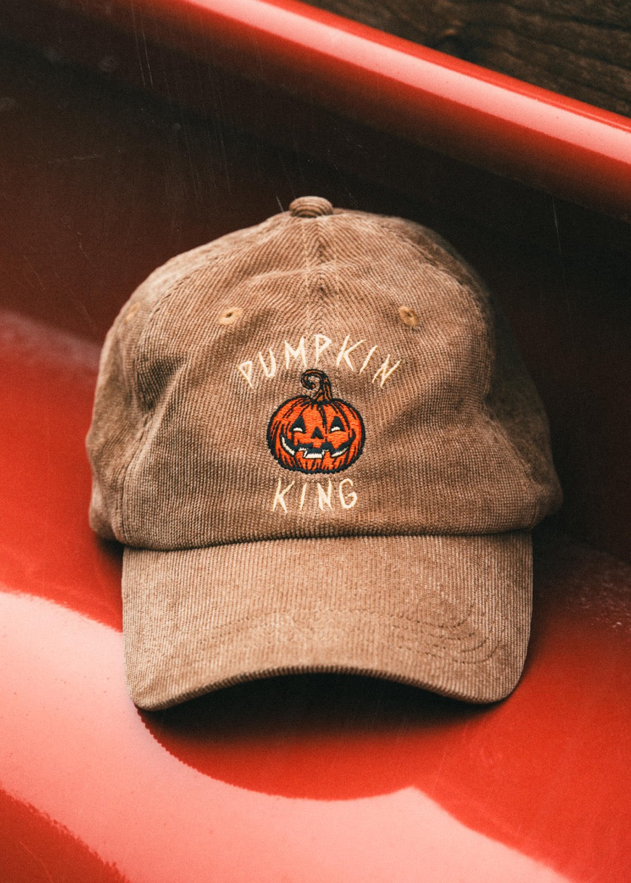 Pumpkin King Hat in Tan