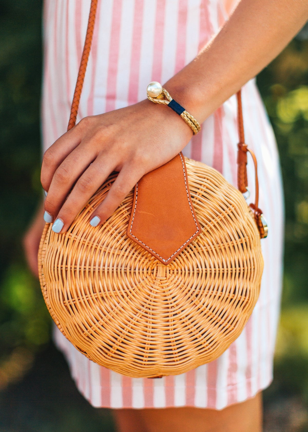 Pearl Knot Leather Bracelet in Gold