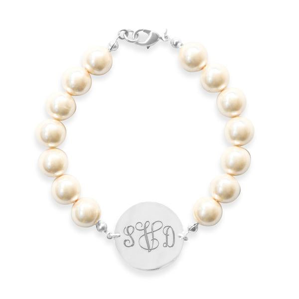 Engravable Pearl Graduation Bracelet