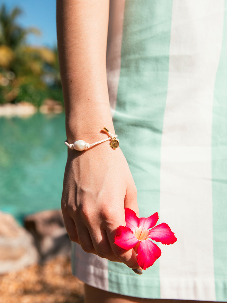 Nautilus Pearl Knot Bracelet