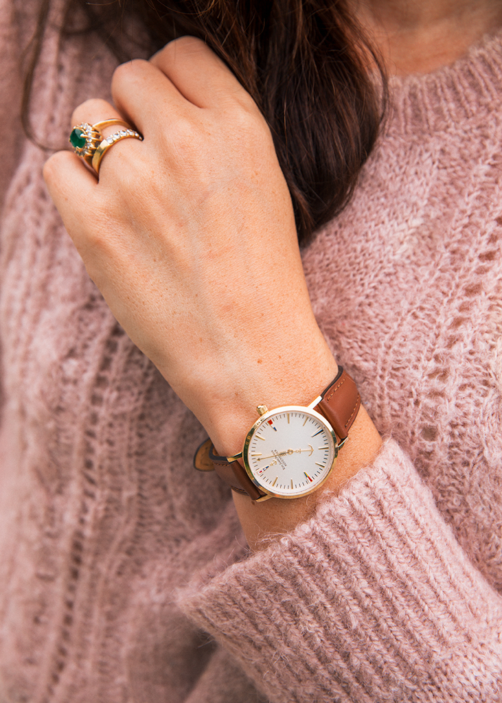 Newport Adventurer Watch with White Dial - 32mm