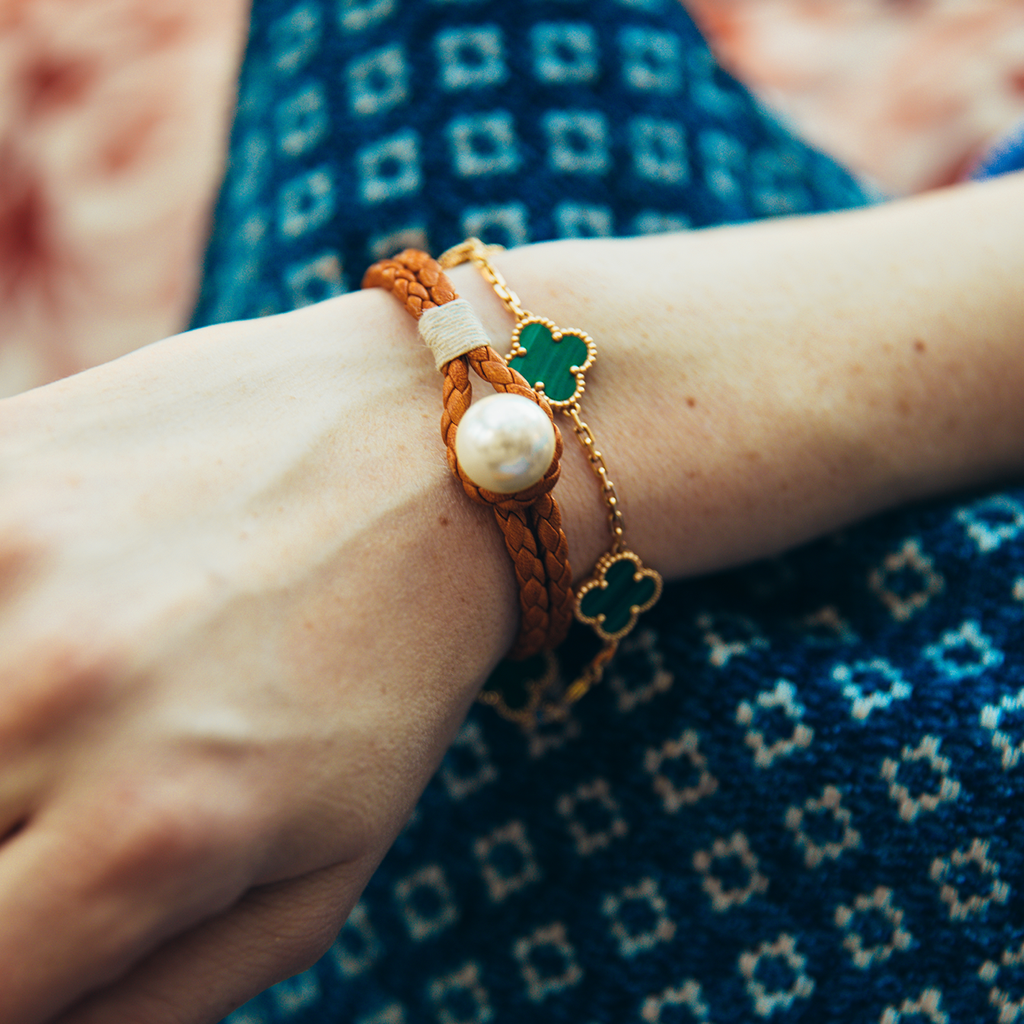Pearl Knot Leather Bracelet in Tan